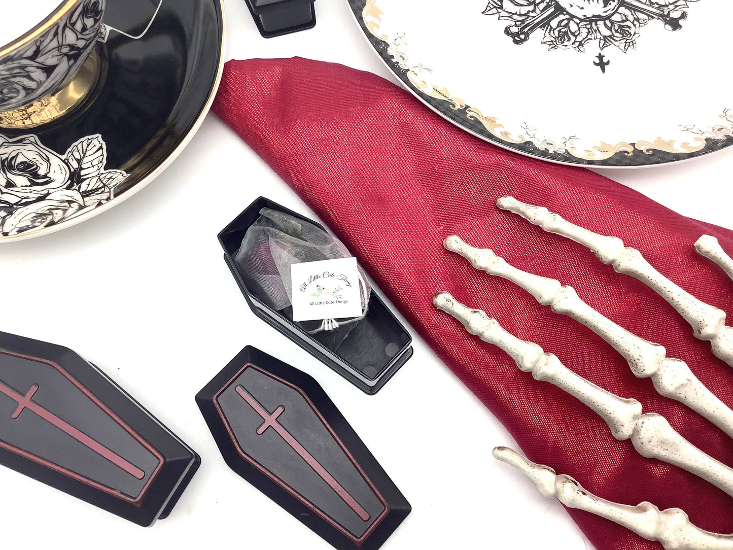 Black Tea and Roses in a Halloween Coffin Box