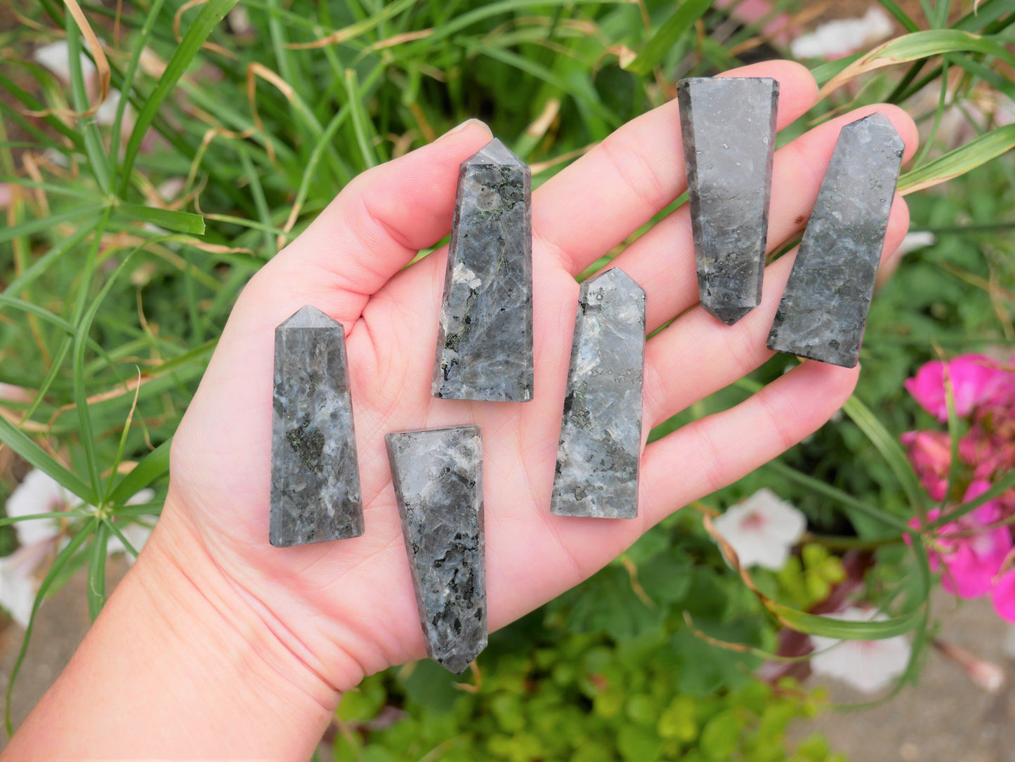 Larvikite FLAT Points