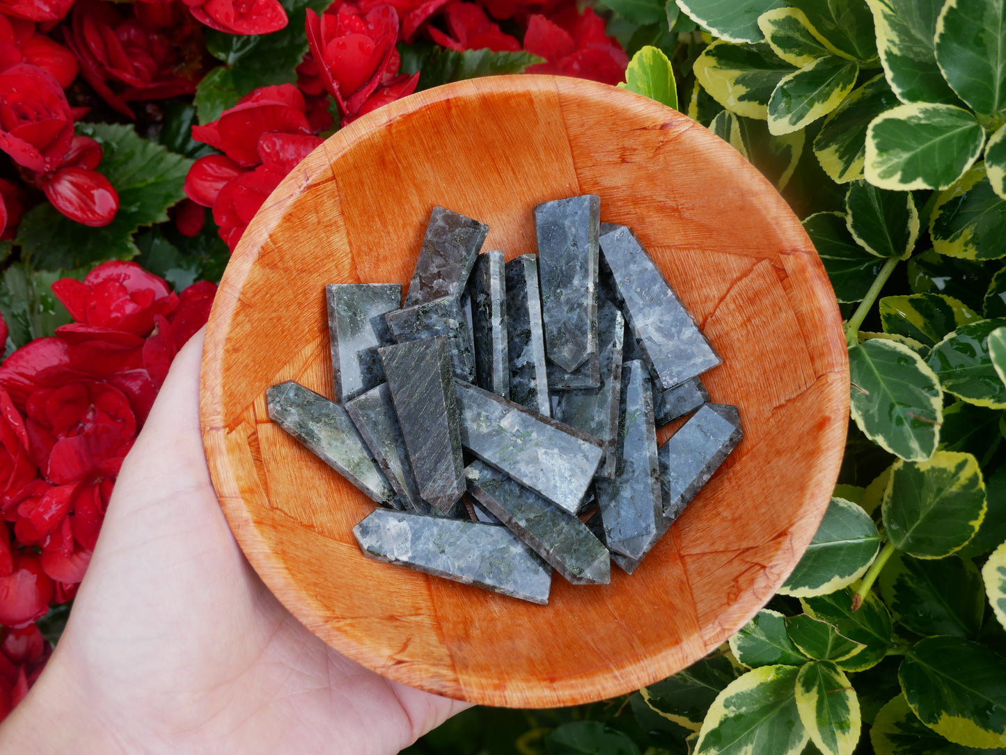 Larvikite FLAT Points