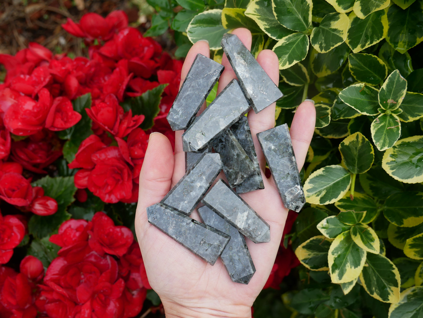 Larvikite FLAT Points
