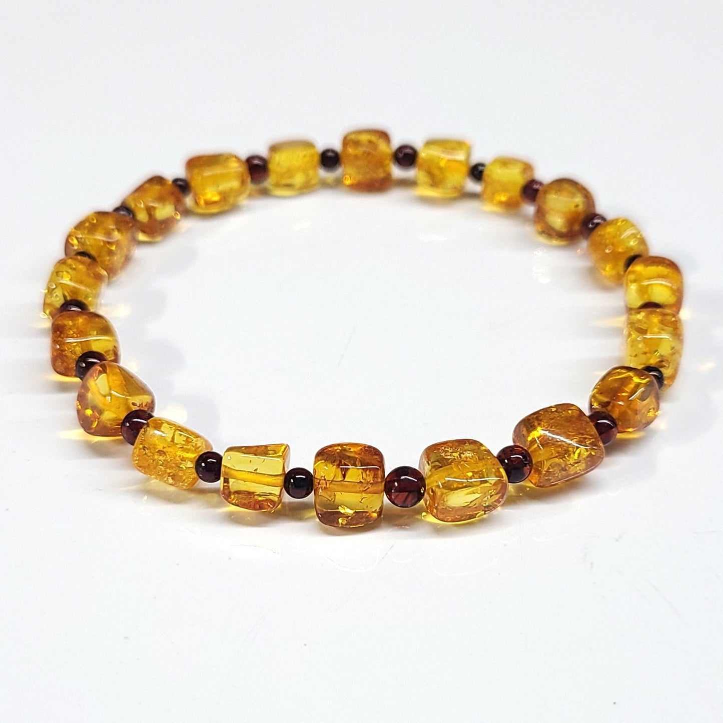 Amber Tumbled Natural Flower Beaded Bracelet