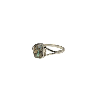 Labradorite Sterling Silver Ring: 8