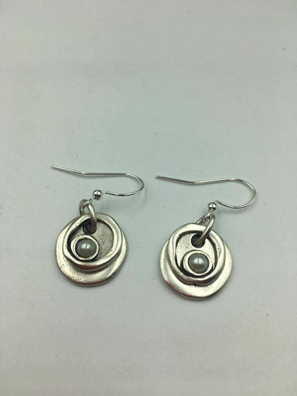 Cosmic tiny stone Circle Earrings: Black