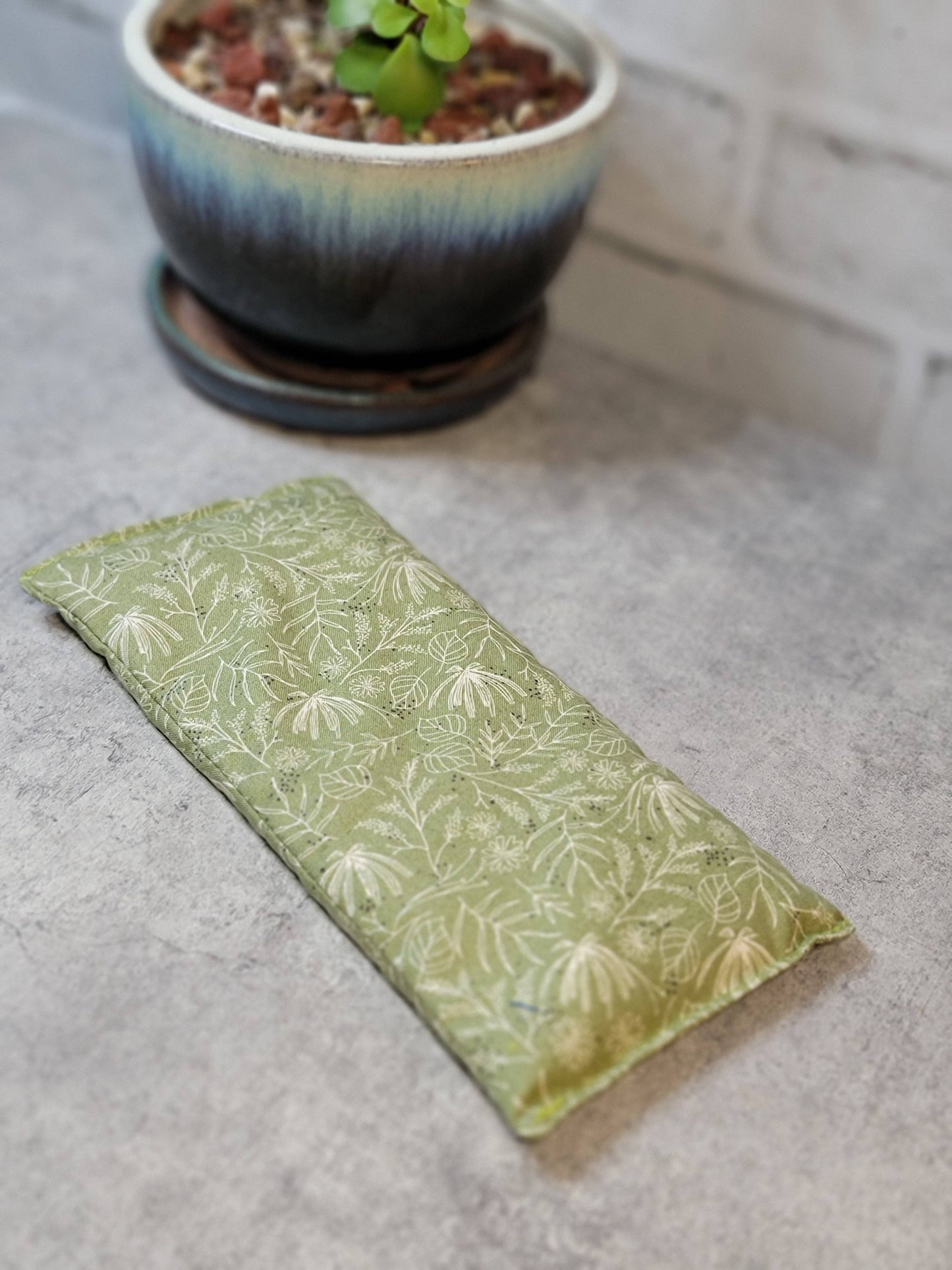 Aromatherapy Hot/Cold Weighted Eye Pillow - Soothing Pattern: Stripes / Rice / Lavender Flowers